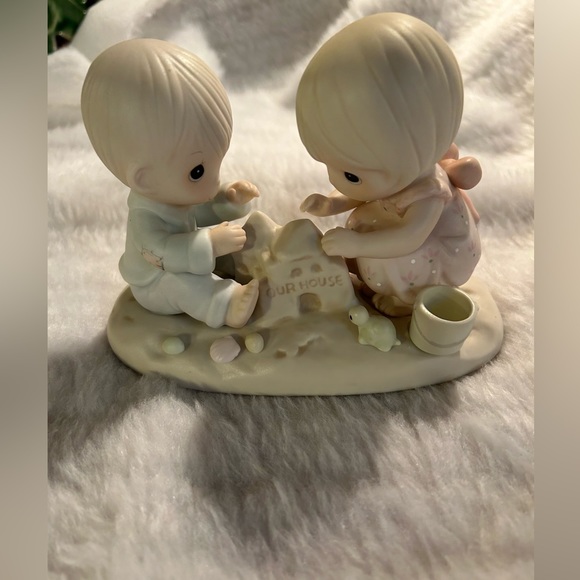 Precious Moments God Bless Our Home Figurine. In Box - Picture 7 of 7